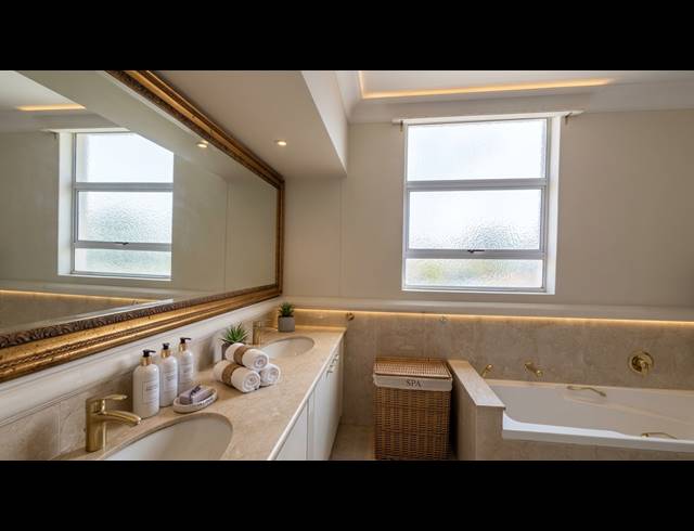 4 BEDROOM APARTMENT FOR SALE IN MORNINGSIDE